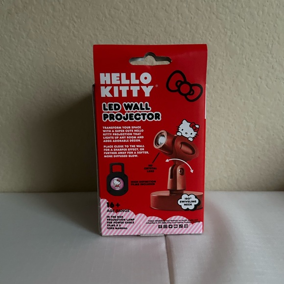 Hello Kitty LED Wall Projector - Picture 2 of 4